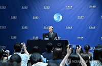 Bank of Korea Governor Dismisses May Rate Hold as 'Not a Missed Opportunity,' Signals 'Surprise' Upward Revision of Growth Rate