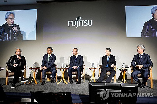 '모노즈쿠리 피지컬 AI' 황CEO, 日 1조엔 로봇 혁명 선언