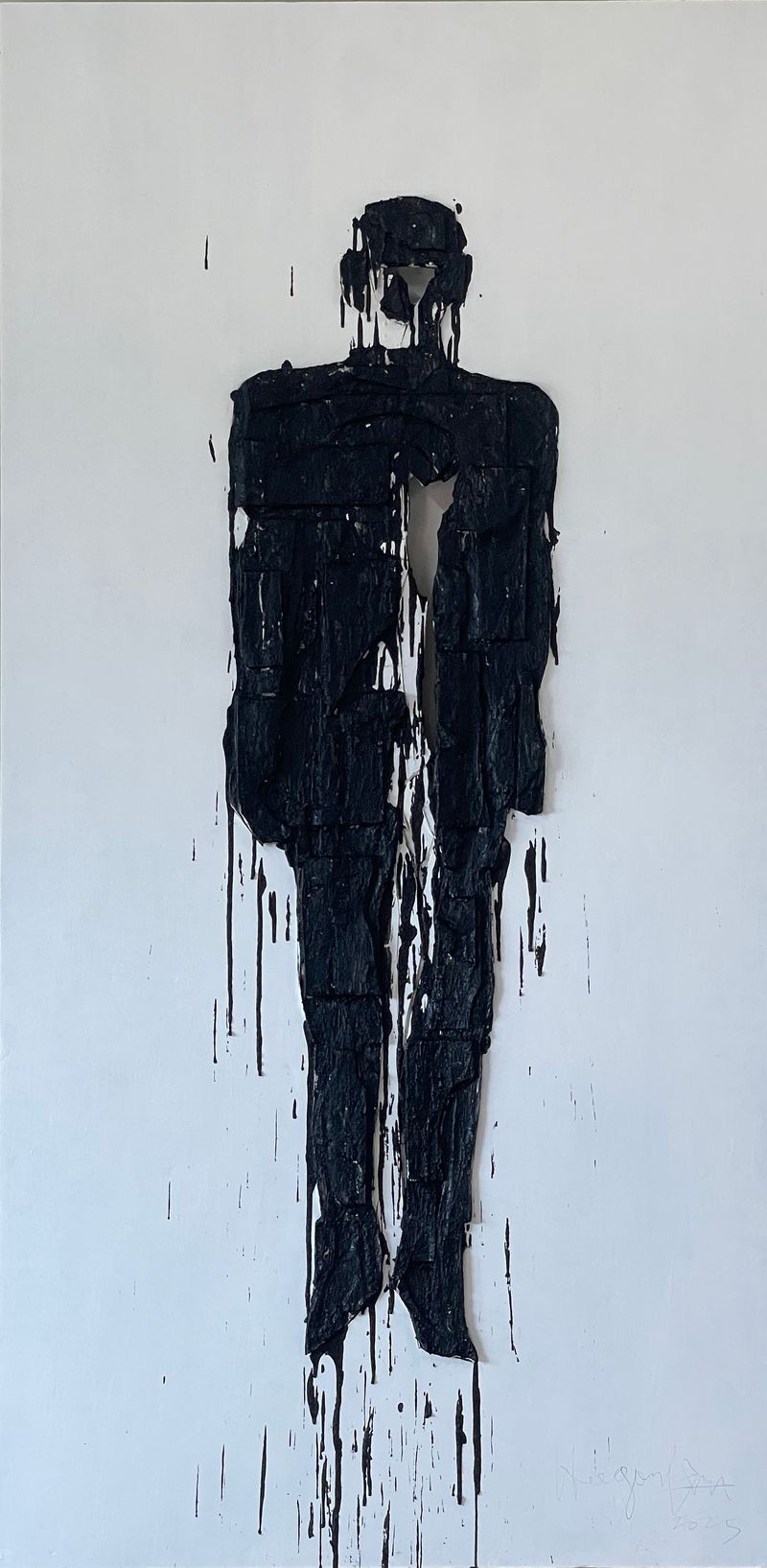 [Self 9  2026  나무패널, 미술잡지, 숯가루, 아크릴 미디엄  122.0 × 244.0 cm]
