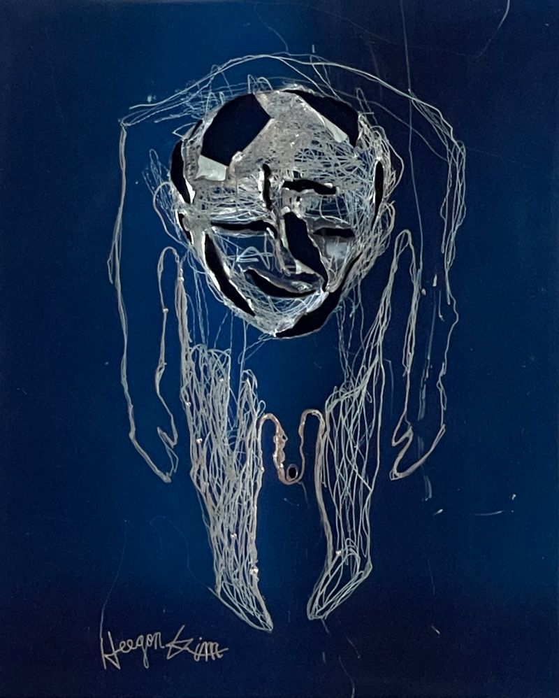 [푸른 자화상  2021  칼라강판, 전동드릴 가공  53.0 × 65.1 cm]