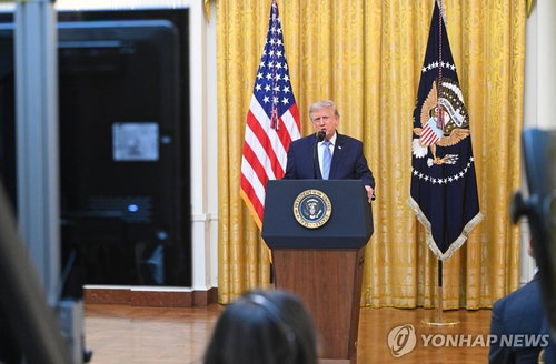 트럼프, '2020 대선 중국 개입' 파문…美언론 '음모론' 일축, 유학생 비자도 4년 제한 '충격'