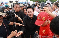 '제헌절 국회 외면' 장동혁, 잠실 택한 '헌법 파괴' 공방