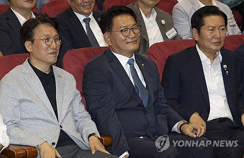 민주당 전대 예비경선 오늘 격돌…'빅3' 흔들 이변 터지나