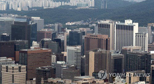 대기업 4곳 중 1곳 지방 투자 검토…'노동 경직성'에 발목 잡혔나