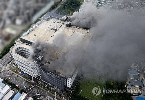 쿠팡 물류센터 대화재…「안전시설 먹통」 예고된 인재였나