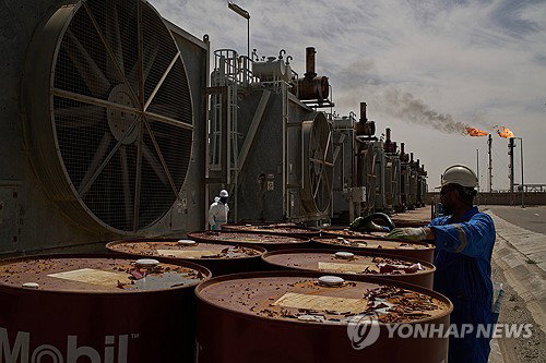 호르무즈 우회 이라크, '트럭 數천대' 시리아로…중동 중유 28% 거점 급부상