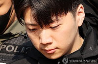 장윤기 첫 대면조사, '경찰 큰아버지 개입' 의혹 정점