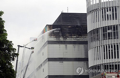 인천 쿠팡 화마 61시간 사투…「방화셔터 녹아」 안전 무력화 충격