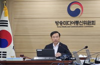 '자동 임명' 방송3법…방미통위 결정에 논란 오태규, 내일 새벽 0시 이사 된다