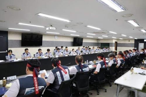 한국GM, 17차례 진통 끝 '1500만원' 잠정 합의