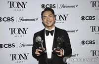 삼성 '언팩', 토니 6관왕 박천휴의 마법 통했다