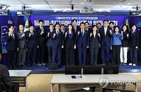 민주당 8·17 전대 본선행, 5명 중 3명…최고위원 6명 고배 '충격'