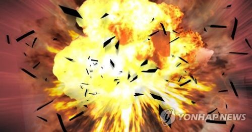경산 아파트 관리실 폭발 화재…인명피해 우려 확산