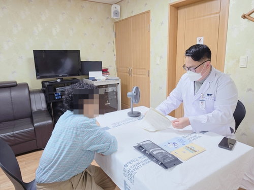 '수십 년 잠복' 폐석면 공포… 제천 주민 800명 대규모 검진 돌입