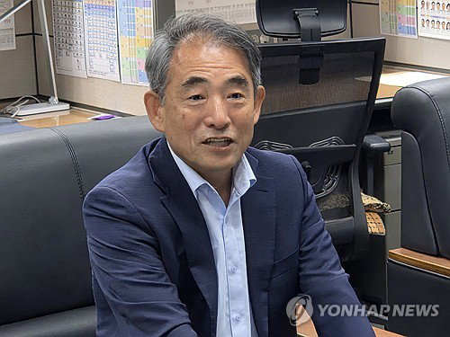 민주당 전북, 윤준병 '단수' 연임…과반 찬성 주목