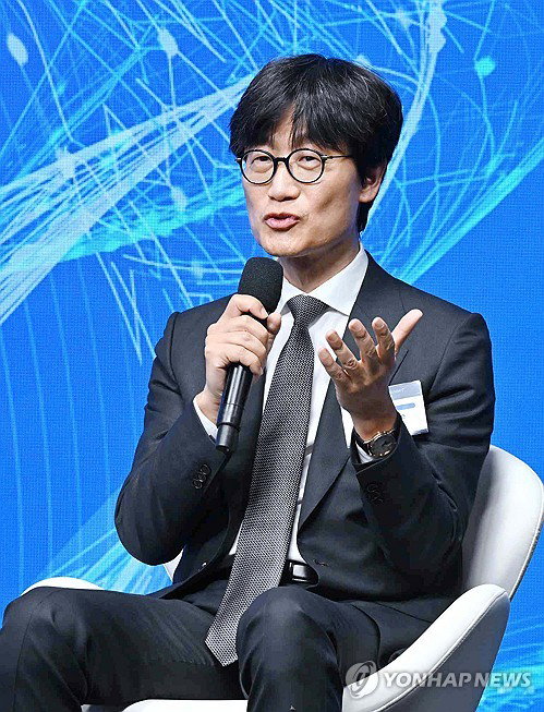 네이버 이해진, 14.6조 초대형 투자 유치…주가 '들썩' 예고