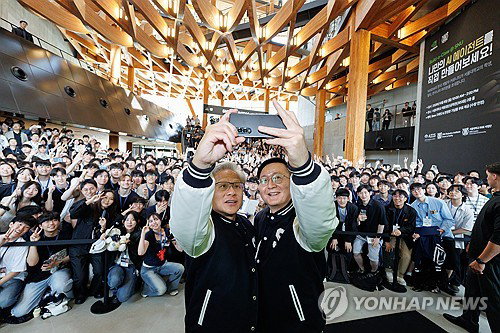 엔비디아, KAIST 이어 서울대까지…韓 AI 인재 양성 '승부수'