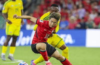FIFA "손흥민 34세, 한국 재건 필요…이강인이 전면에 나서야"