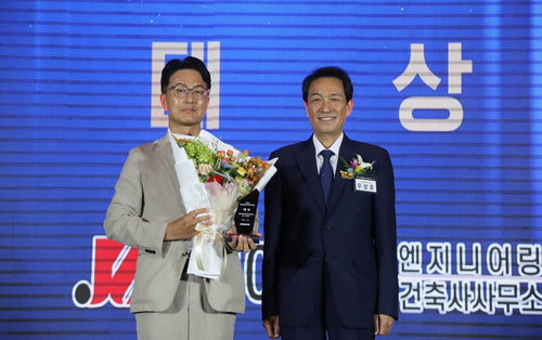 5년 만에 50억 매출 80명 고용, 강원 일자리대상 빛낸 '횡성 기적'