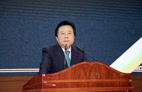 창원시장 '해사 이전, 소통先'…진해 반대 '들썩'