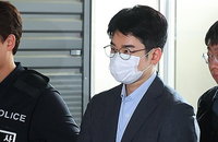 구속 정이한, 경찰 제출폰 '깡통'…15일 공백의 진실은?