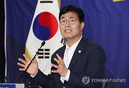 '내란 방조' 허위 주장? 이원택 지사, 경찰 조사 '파장'