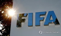 FIFA '580억'에 월드컵 팔자… 「29조 가치」 축구 미래는?