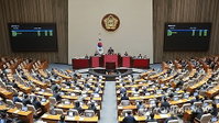 與 '검수완박' 강행, 2박 3일 필버 충돌…국회 폭풍 전야