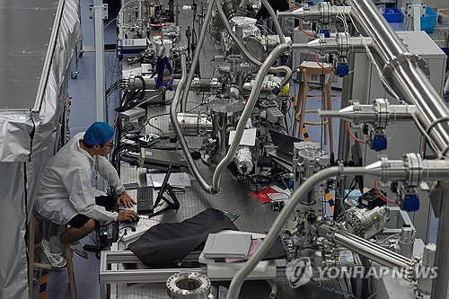 '출신 불문 능력만' 中, AI·로봇 공개입찰…글로벌 판 흔든다