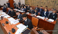 "손흥민·이재성 빠져서 진 게 아니다"…김진규 코치, 남아공전 패인 논란에 선 긋기