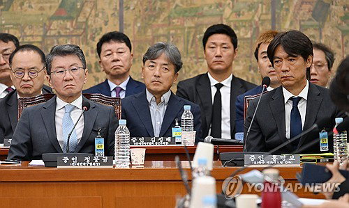 12시간 '모르쇠' 일관…월드컵 책임 청문회, 국민 공분 폭발