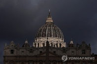 '4조4천억' 교황청, 자산은 늘고 영업이익은 '1/3 토막'…왜?