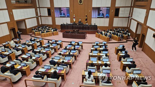 부산시의회, '37석 야당' 맞설 전재수 시장 엄호 민주당 '대포 준비'