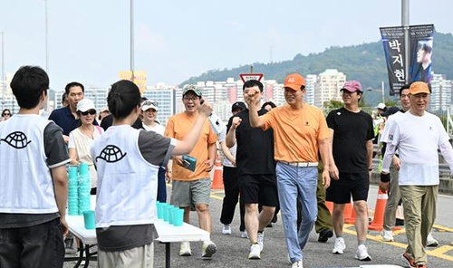 오세훈 시장, '쉬엄쉬엄 모닝' 6천807명 열풍…'건강 도시 서울' 비전 제시