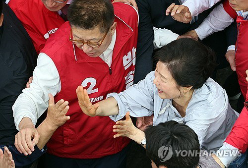 탄핵 9년, 박근혜 전 대통령 '15인 만찬'…국민의힘에 던진 「기회」 메시지?