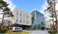 부산 독서 열기, 종이 넘어 '앱'으로…전자잡지 62.9% 폭증