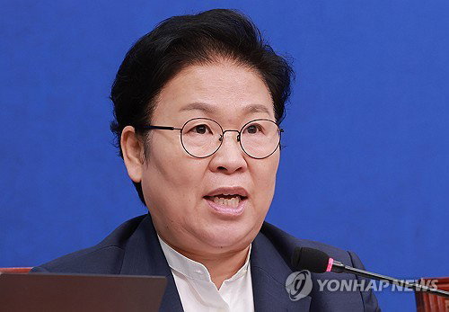 8·17 D-13, 文정복 '전격 사퇴'…정청래 당권 시동 걸렸다