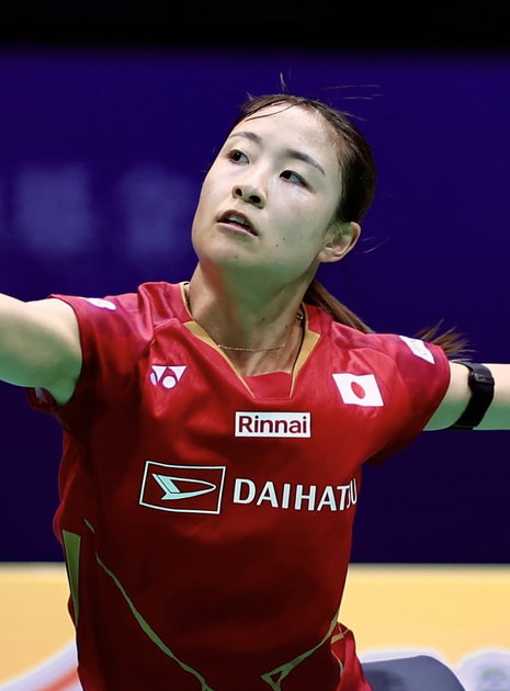 Miyazaki Retires Injured After Winning First Game Against Okuhara in Badminton Clash