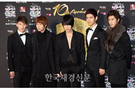 [2009MAMA] 동방신기, 최고 아시안스타상 수상소감 “두 친구 사랑한다”