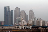 서울 집 한 채 살 돈이면 지방선 네 채?