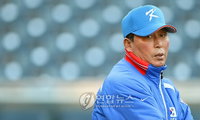 <WBC> 김인식의 여유..초조한 하라