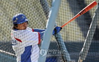 [포토] <WBC> 김태균, “내일은 꼭 터뜨린다”