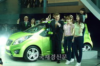 [2009 서울모터쇼] 소녀시대, ‘자~ 하나, 둘, 셋!’
