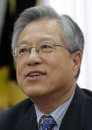 KT 이석채 회장, 정통부의 부활? 방통위 운영 재조정 주장에 나서