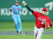 역투하는 서재응