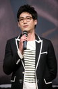 시티홀 이형철, “땀 범벅 스태프 위한, 옷 100벌 선물”