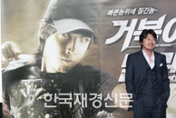 [재경TV] 김윤석, “시나리오에서 ‘추격자’를 생각하지 않았다”