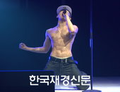 [재경TV] 2AM 팬미팅 현장, 슬옹·창민·진운·조건… 4人4色 특별한 솔로무대