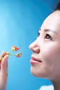 눈에 심는 임플란트 ICL ‘여름에는 안경을 벗으세요’