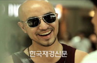 홍석천, ‘커밍아웃’이후 밝은 모습 뒤에 상처 받아...